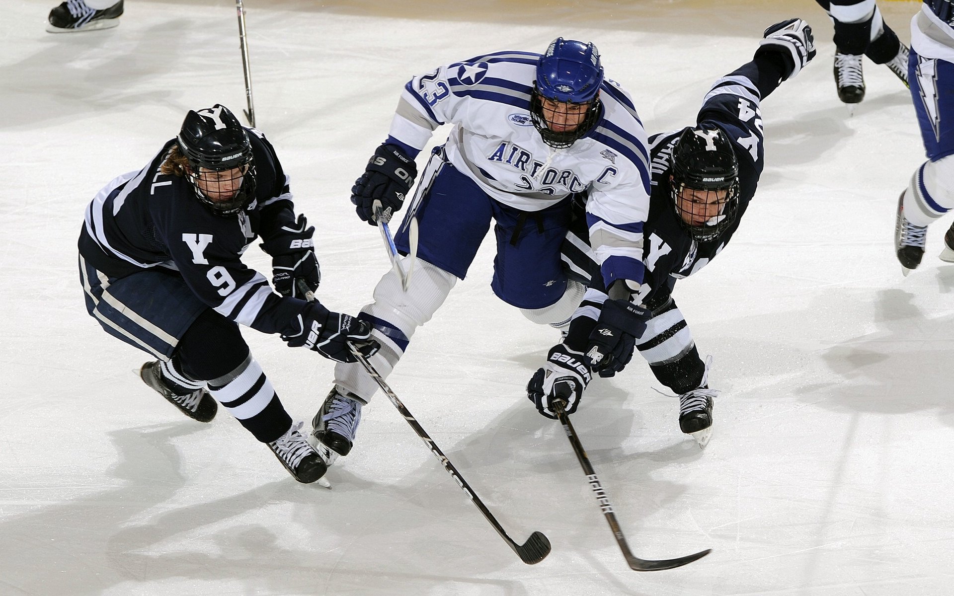 热火替补阵容连续贡献成胜利关键，热火的阵容